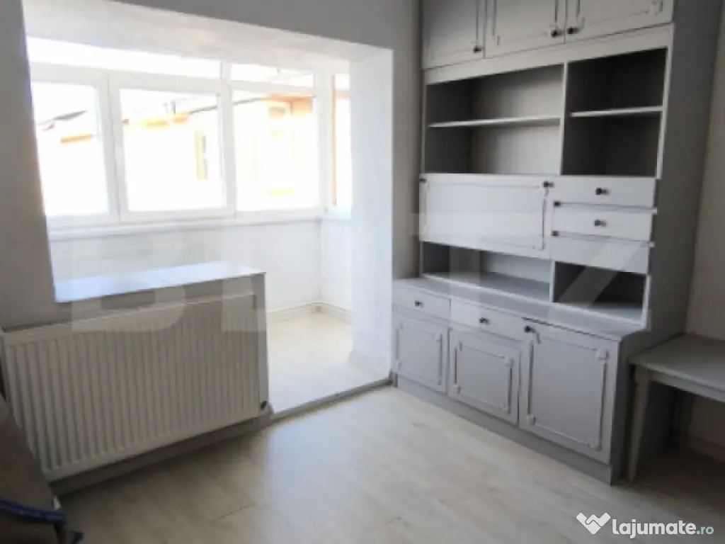 Apartament 4 camere, 85 mp, zona Burdujeni