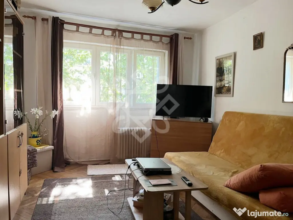 Apartament cu 3 camere la etajul 2 in Nufarul 