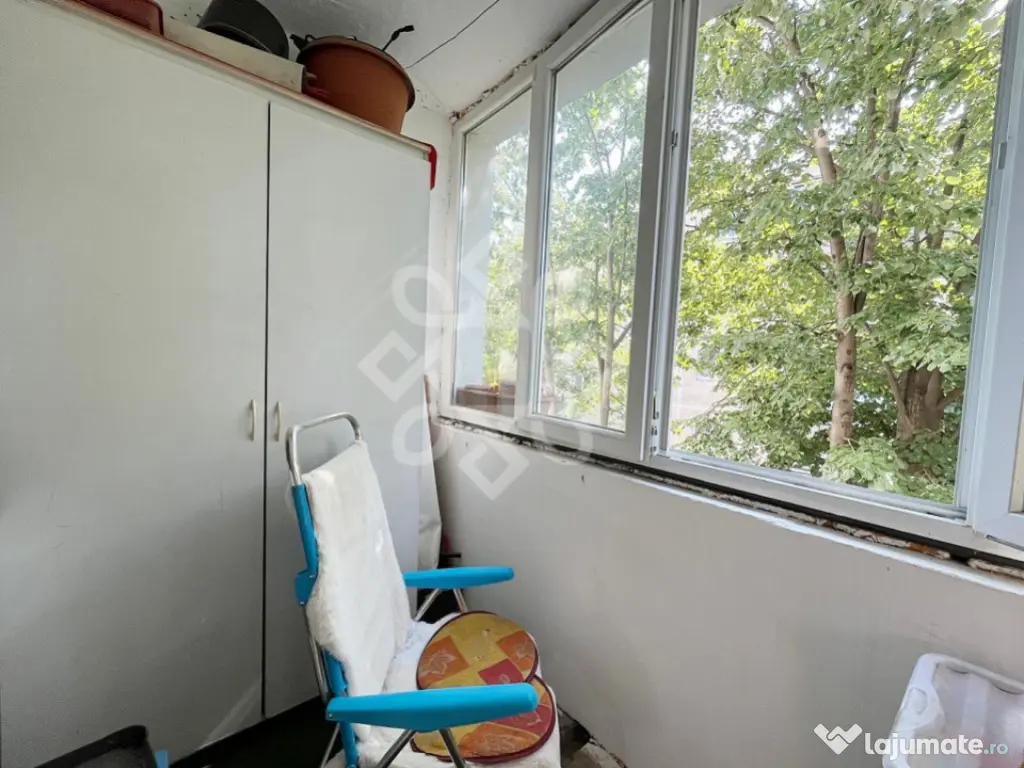 Apartament cu 3 camere la etajul 2 in Nufarul 