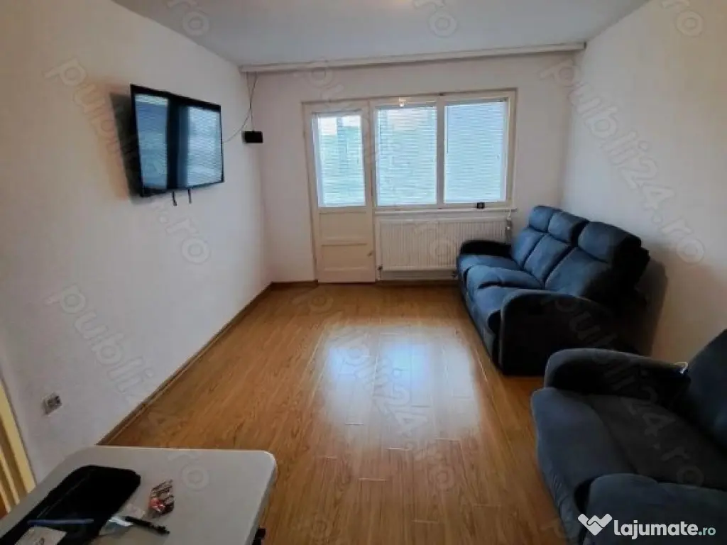 Casa de Cultura, decomandat, 3 camere, gaze, vanzari Constanta