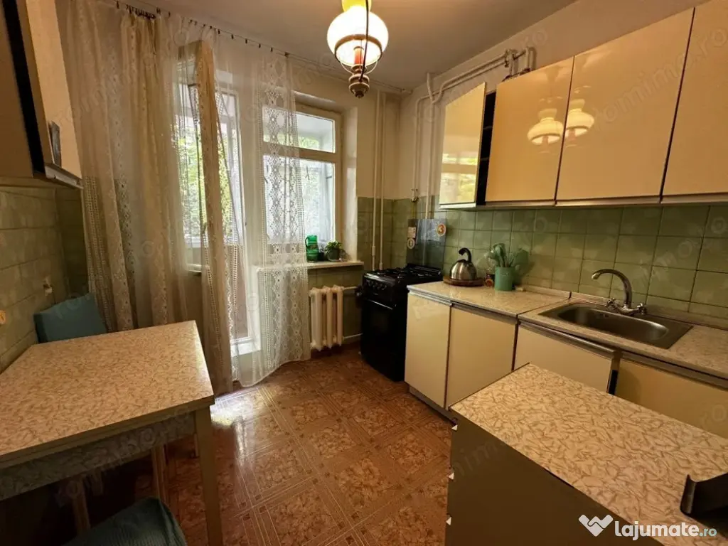 Apartament cu 2 camere situat in zona Baba Novac