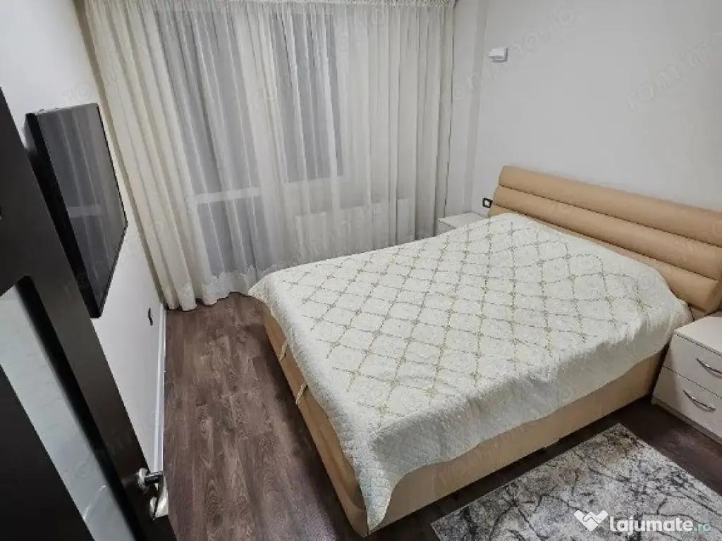 Garsoniera de inchiriat in zona Aparatorii Patriei