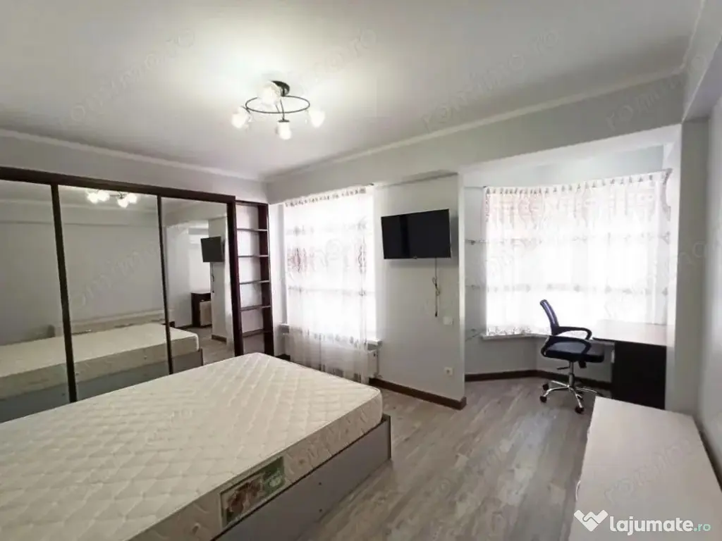 Garsoniera de inchiriat in zona Unirii 