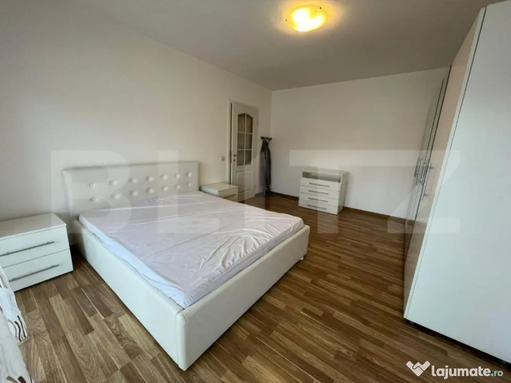 Apartament de 2 camere, 56 mp, aer conditionat, zona Eroilor