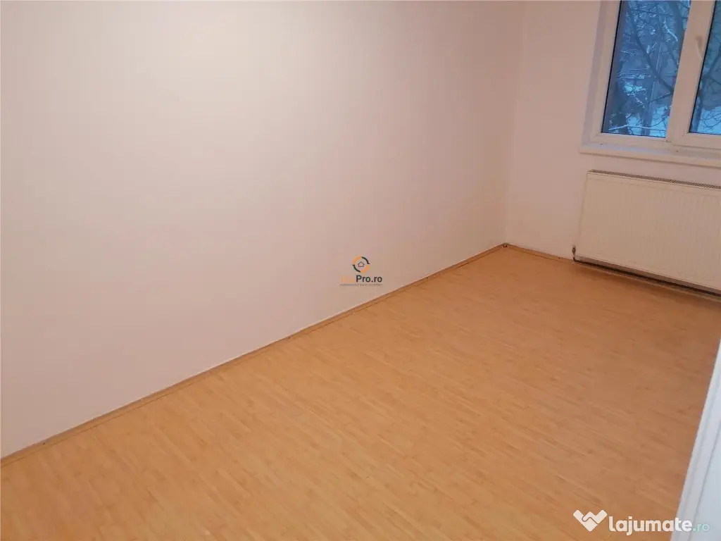 Proprietar Decomandat Etaj 1 Centrala Bloc Izolat