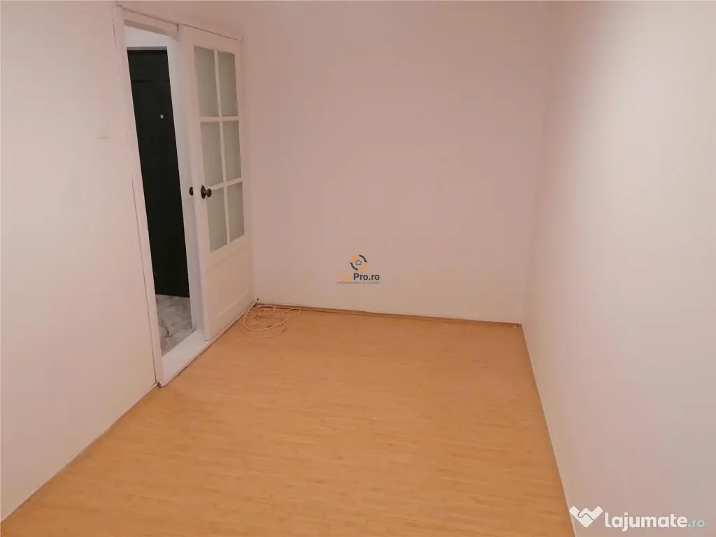 Proprietar Decomandat Etaj 1 Centrala Bloc Izolat