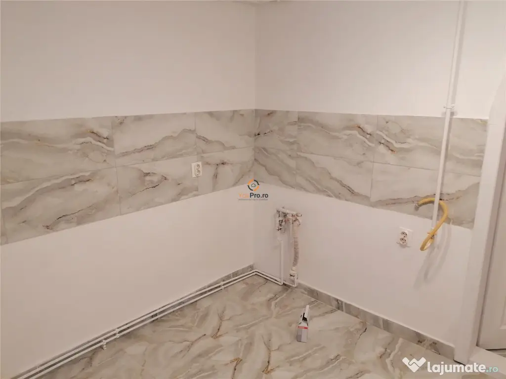 Proprietar Decomandat Etaj 1 Centrala Bloc Izolat