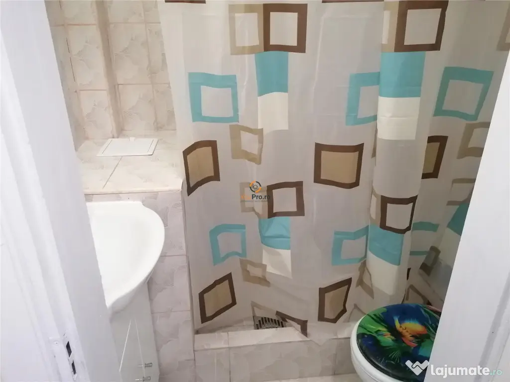 Proprietar Decomandat Etaj 1 Centrala Bloc Izolat