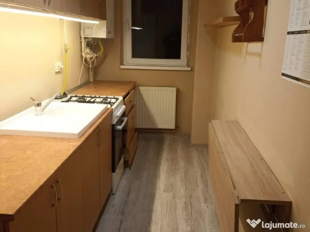 De vânzare apartament cu 2 camere în Sfântu Gheorghe