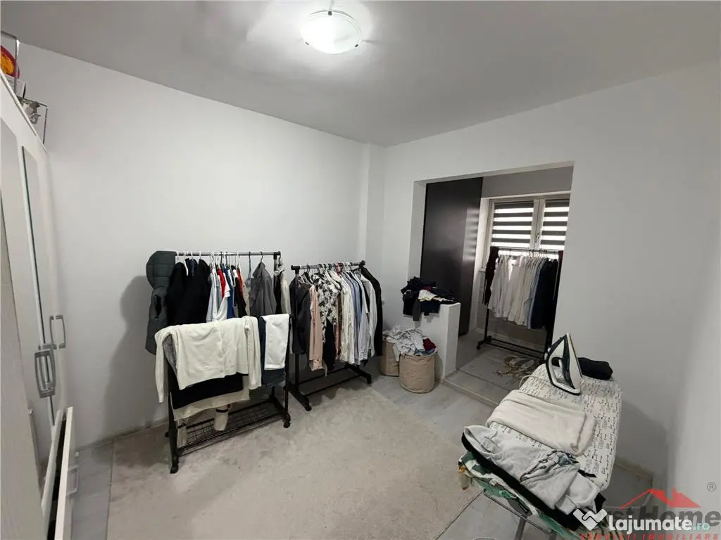 Apartament 4 camere, 82mp, zona Centrala - Pompieri, etaj 3