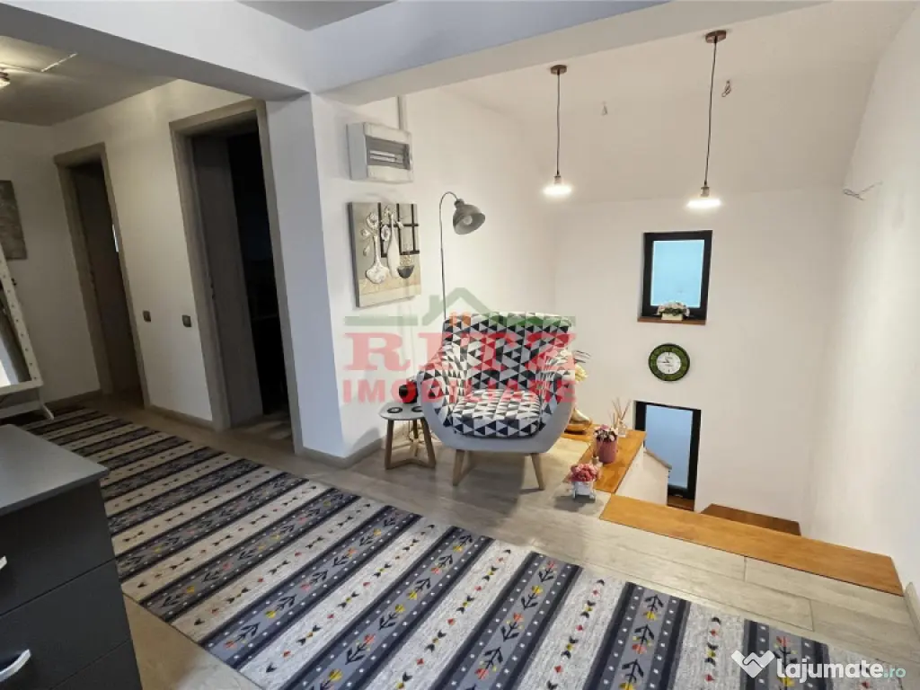 Vila garaj, Zona Sc. de Politie! 