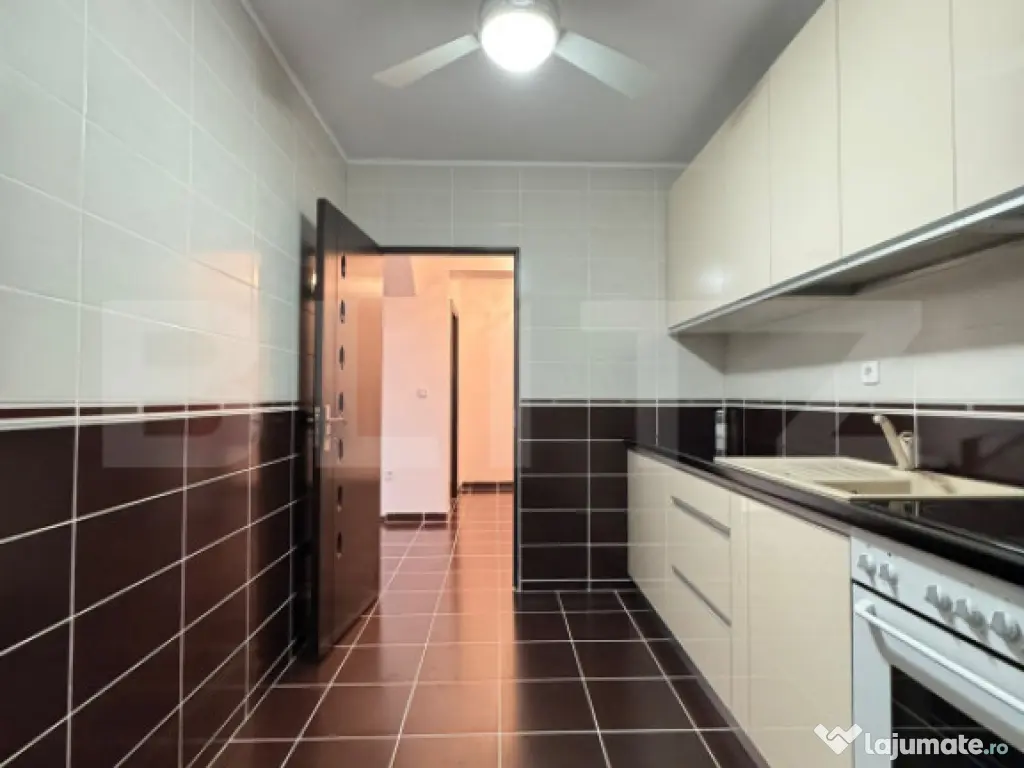 Apartament de vânzare, 39 mp +7 mp balcon, nelocuită, Stej 