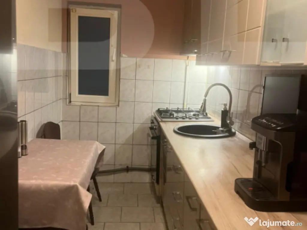 Vand apartament str.Timisorii