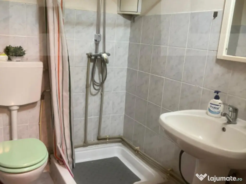 Vand apartament str.Timisorii