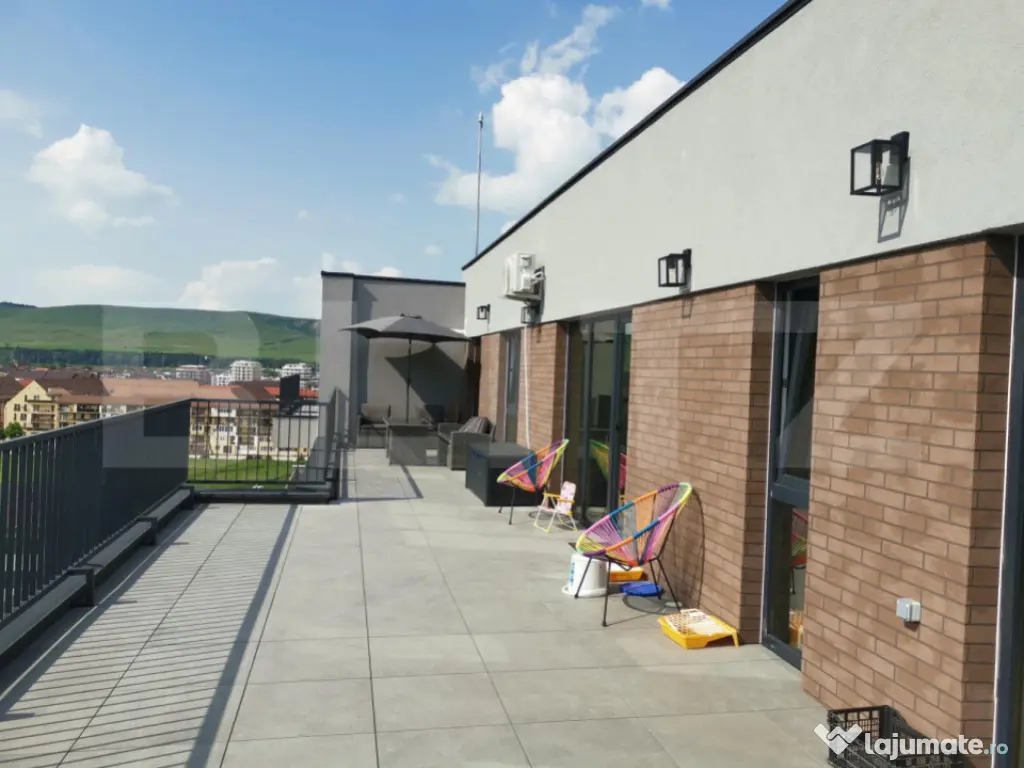 Apartament superb, 4 camere cu terasa de 50mp 