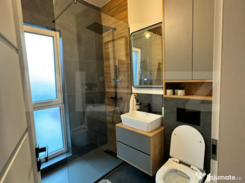 Apartament superb, 4 camere cu terasa de 50mp 