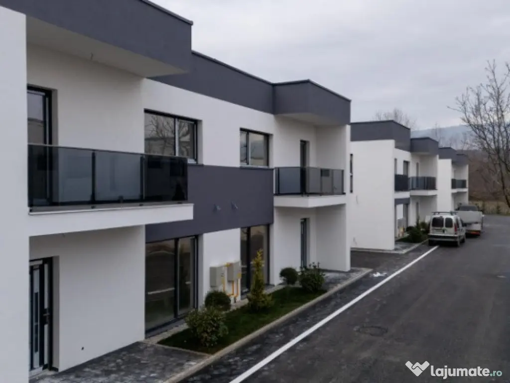 Casă duplex nouă, 133 mp, zonă liniștită, acces rapid Cluj-Floresti 