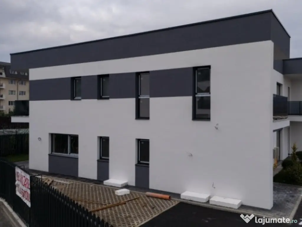 Casă duplex nouă, 133 mp, zonă liniștită, acces rapid Cluj-Floresti 