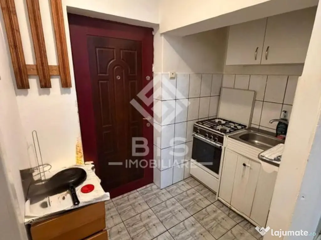 Apartament de vanzare - zona centrala