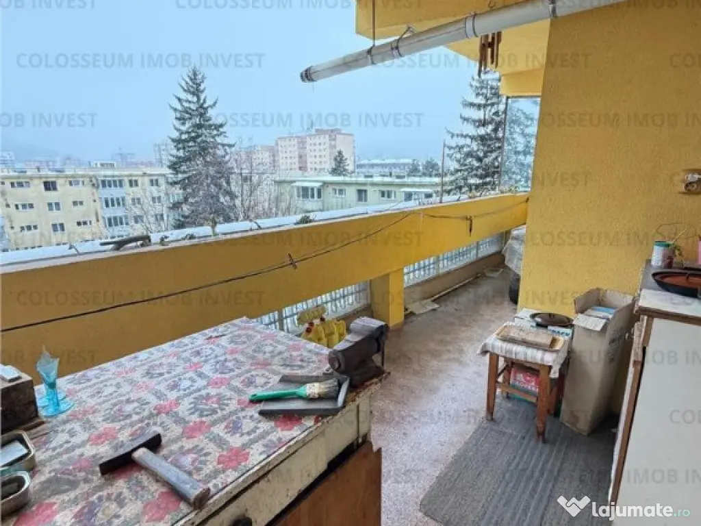 Apartament 3 camere, decomandat - zona Astra 