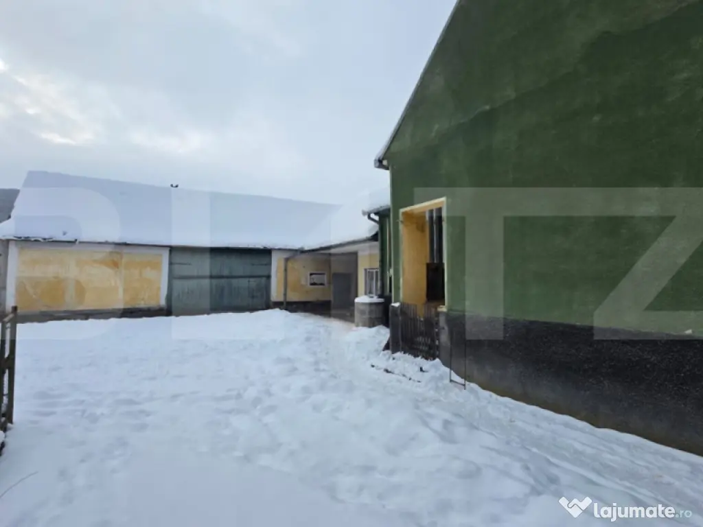Casă cu teren 32 ari – Viile Tecii, la 30 km de Bistrița