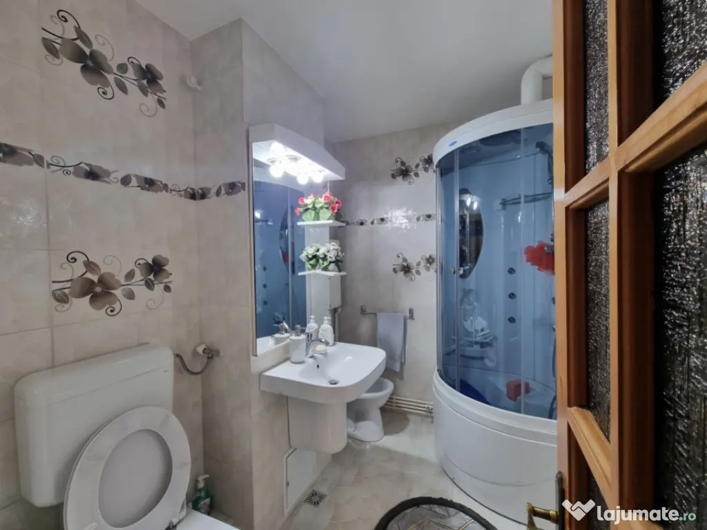 Arena Mall- 22 Decembrie- 2 camere decomandate- prima închi 