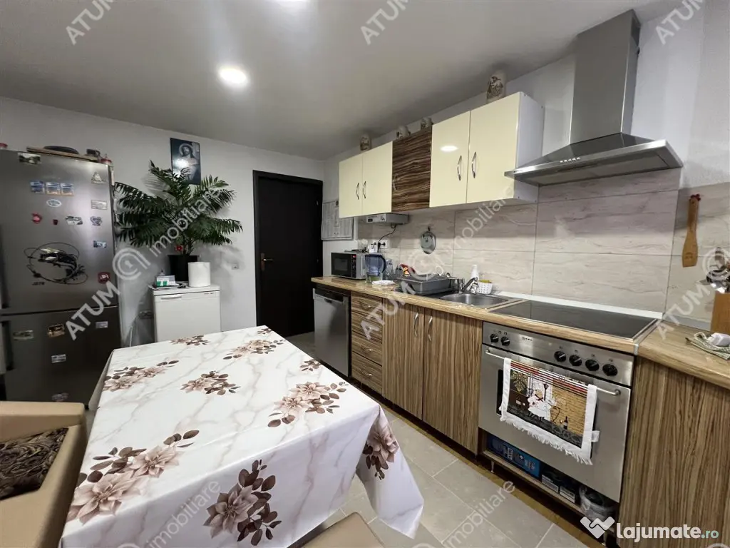 Casa individuala cu 5 camere si 3 bai cu teren de 356 mp zon 