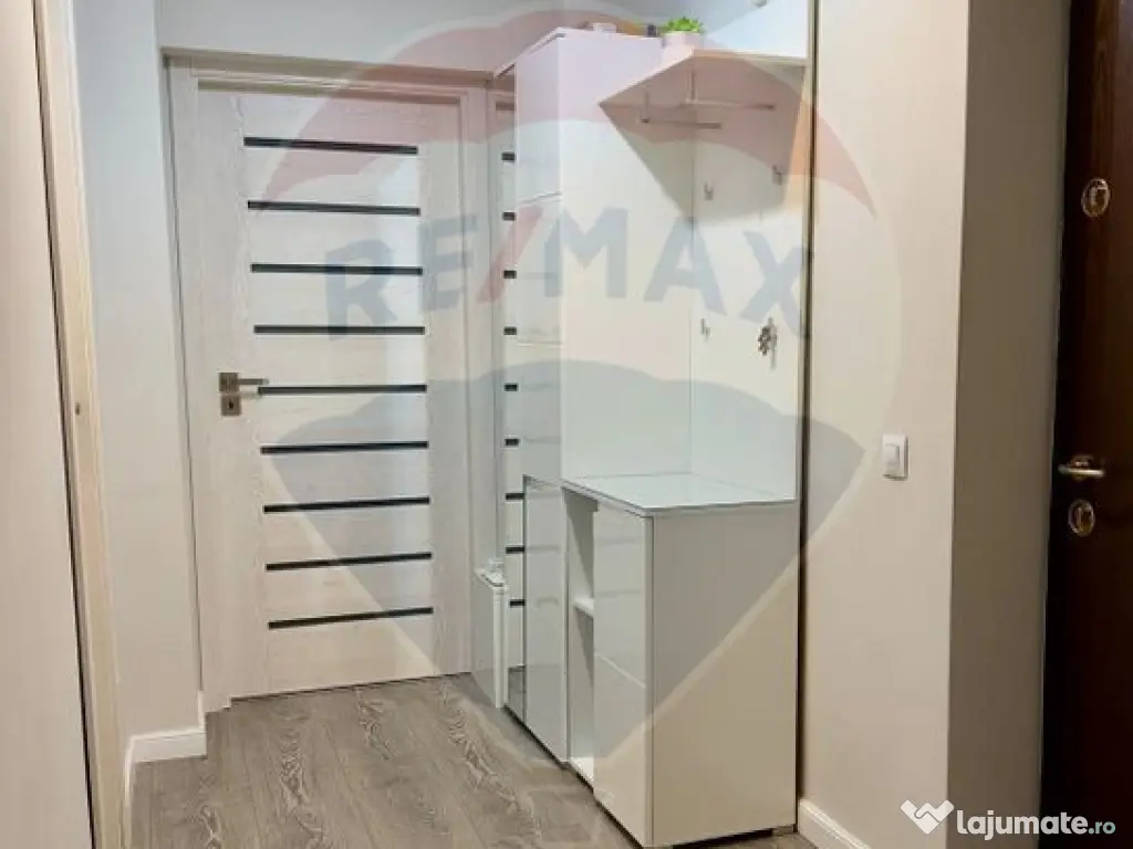Apartament cu 2 camere de închiriat în zona Central 