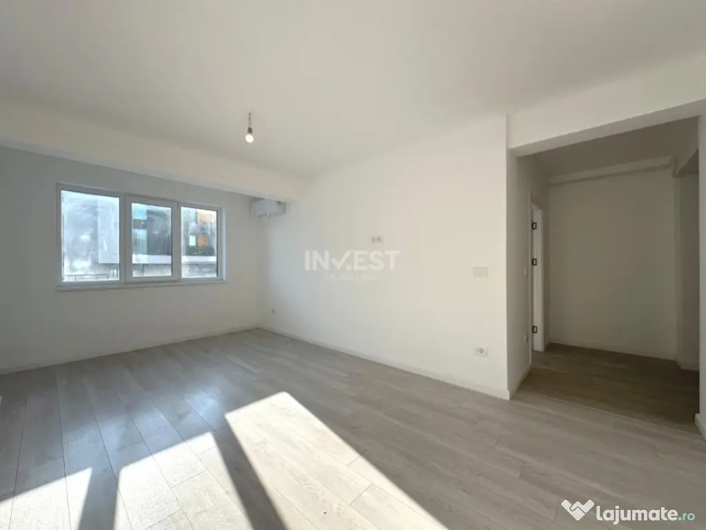 COMISION 0%! 1 CAMERA DECOMANDAT BLOC NOU 