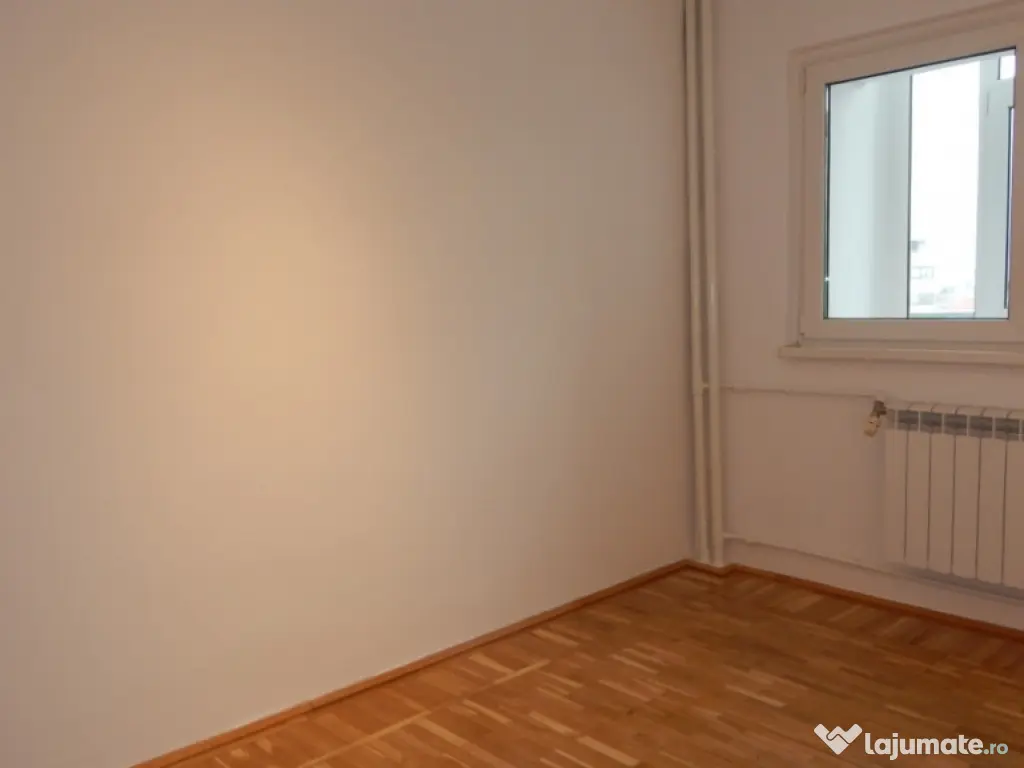 Apartament spatios p-ta Alba Iulia 