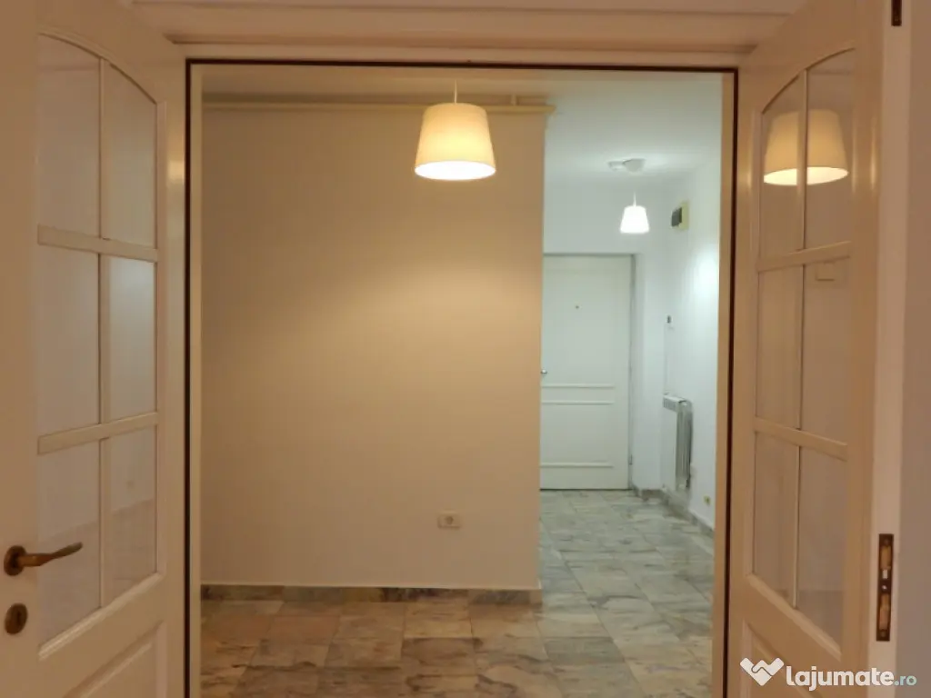 Apartament spatios p-ta Alba Iulia 