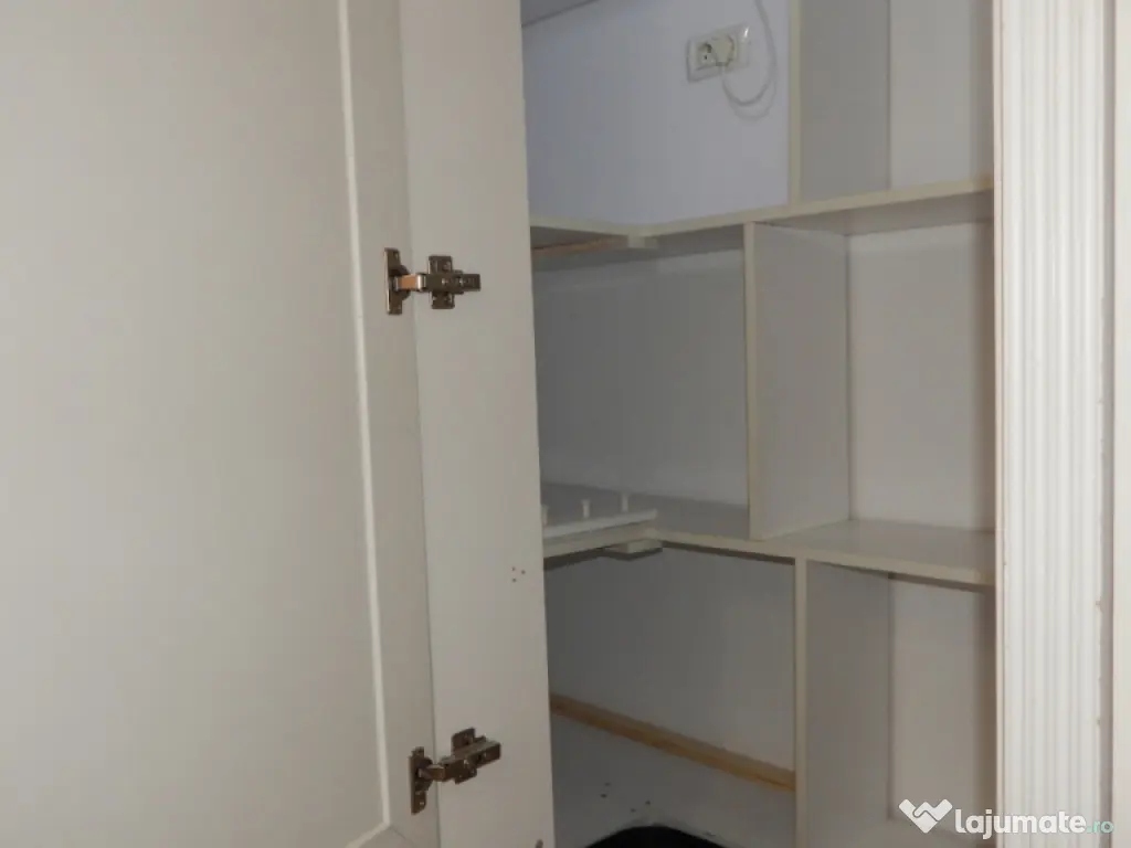 Apartament spatios p-ta Alba Iulia 