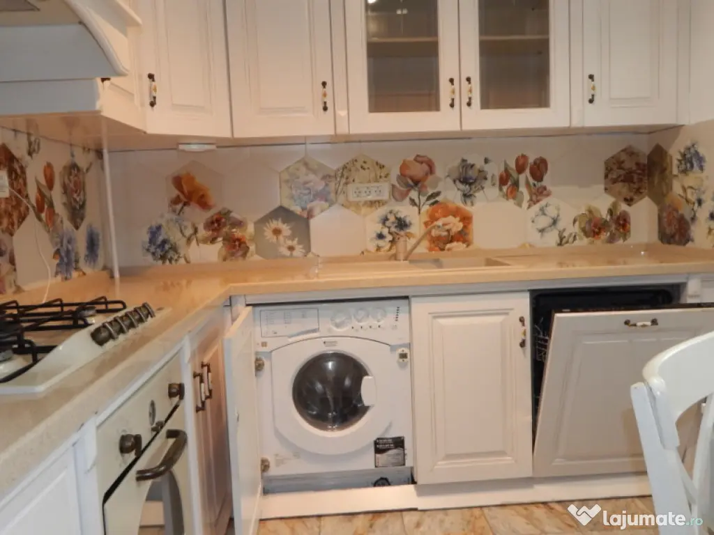 Apartament spatios p-ta Alba Iulia 