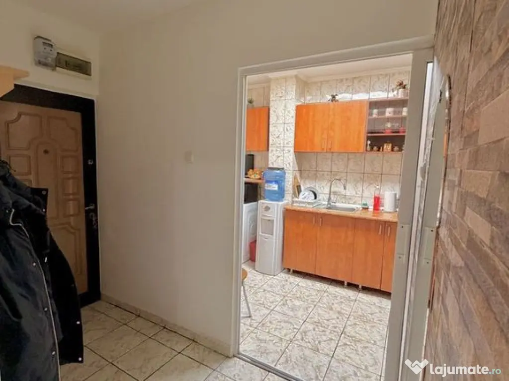 Apartament 3 camere Constantin Brancoveanu 