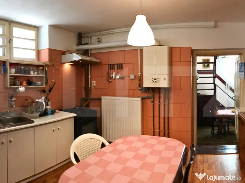 Apartament la casă, 118.40 mp, zonă Ultracentrală – Cal