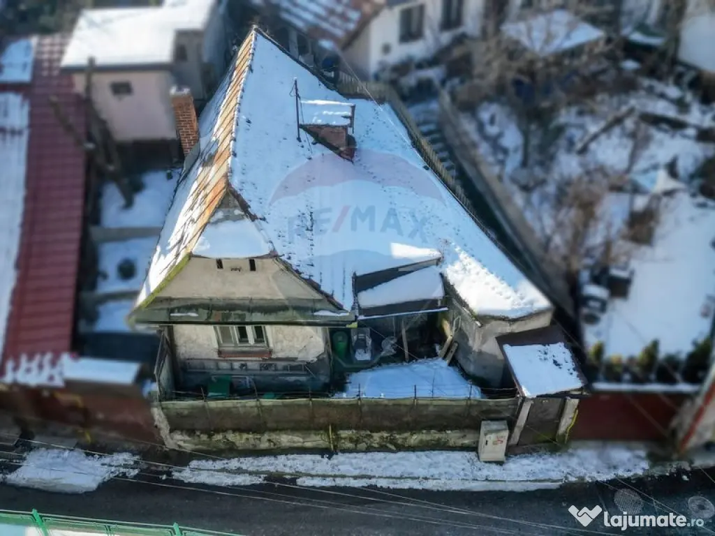 De vânzare – Casă veche cu potențial, Scheii Brașov...