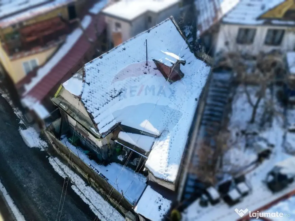 De vânzare – Casă veche cu potențial, Scheii Brașov...