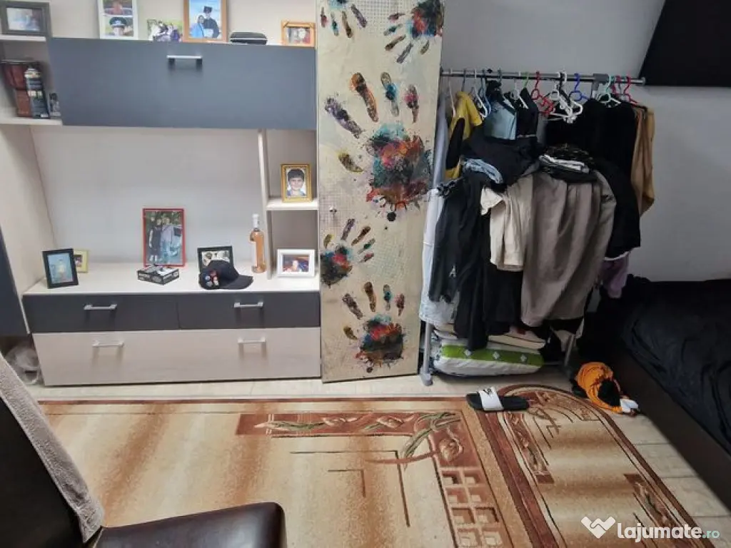 Casa ideal 2 familii, Ovidiu zona primarie. 