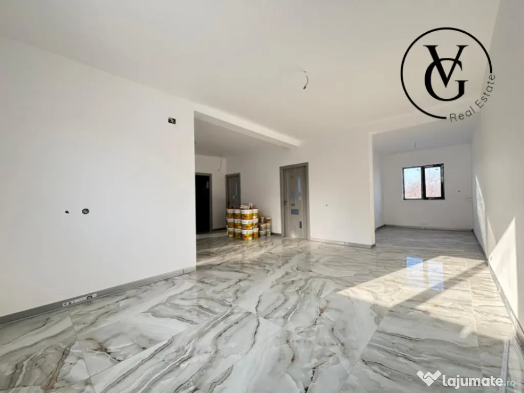 Casa la sol, 4 camere - 269 mp - Navodari 