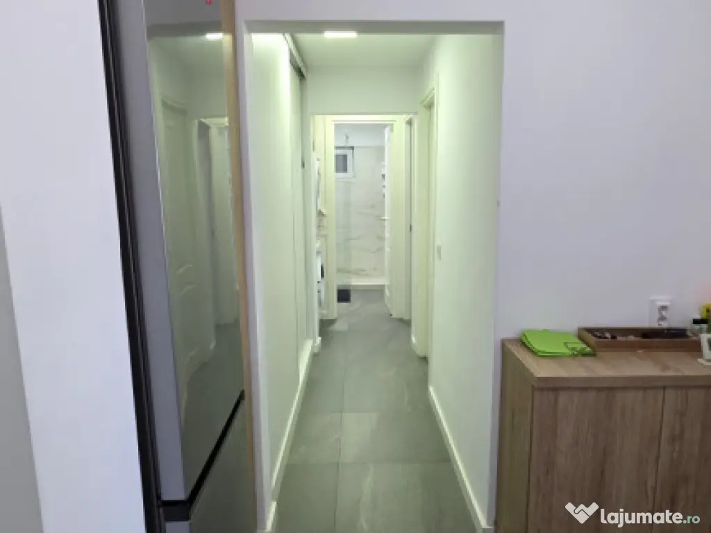 Apartament 3 camere, 57,92 mp, zona Vest