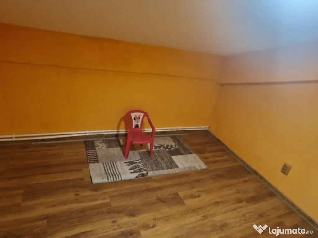 Apartament 3 camere, 54 mp, zona Aleea 1 Șimnic