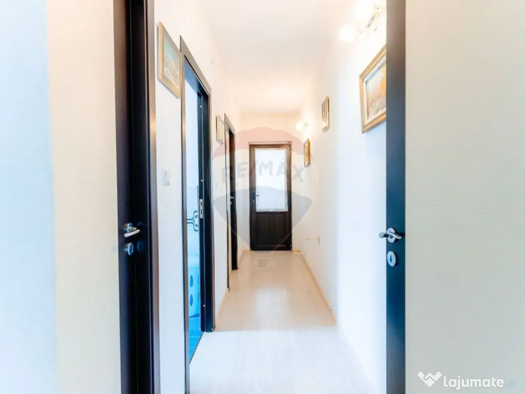 Casă de vânzare P+1 – 245 mp utili, teren 1.240 mp ??... 