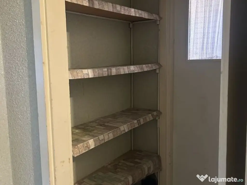 Apartament semidecomandat 3 camere - Aleea Terasei 