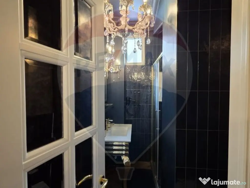 Apartament de lux în stil baroc cu 2 camere de închiria... 