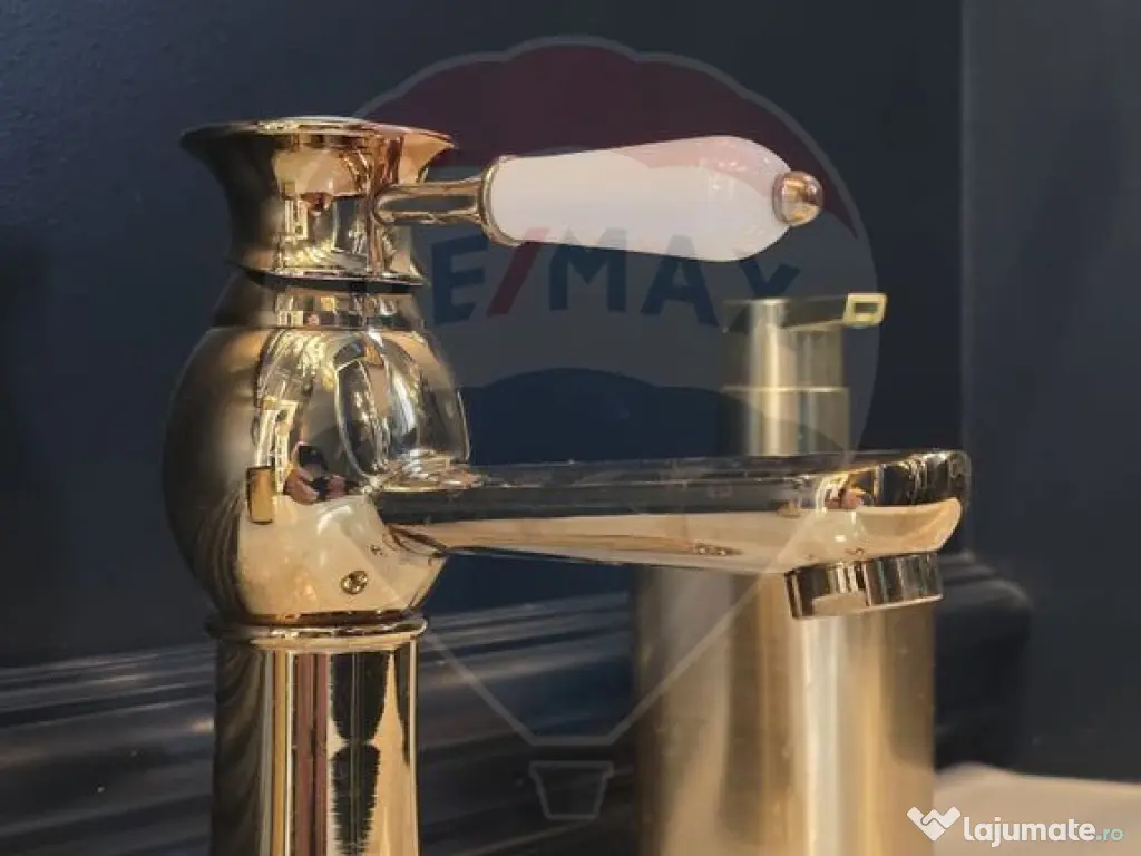 Apartament de lux în stil baroc cu 2 camere de închiria... 