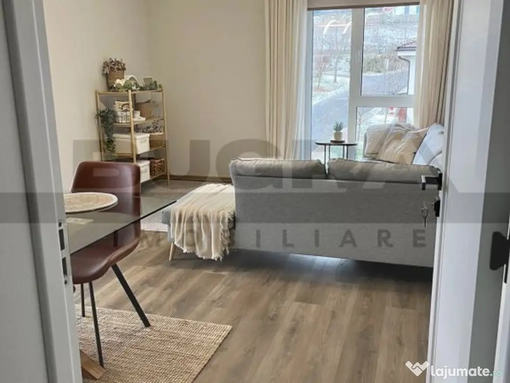 Apartament 2 camere, TOTUL NOU, 60 mp, garaj, zona strazi...