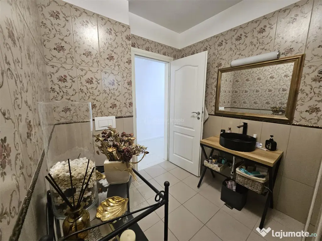 Vila P 1 M Militari Residence- Ballroom