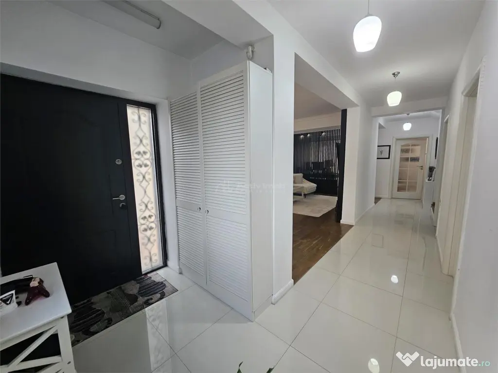 Vila P 1 M Militari Residence- Ballroom