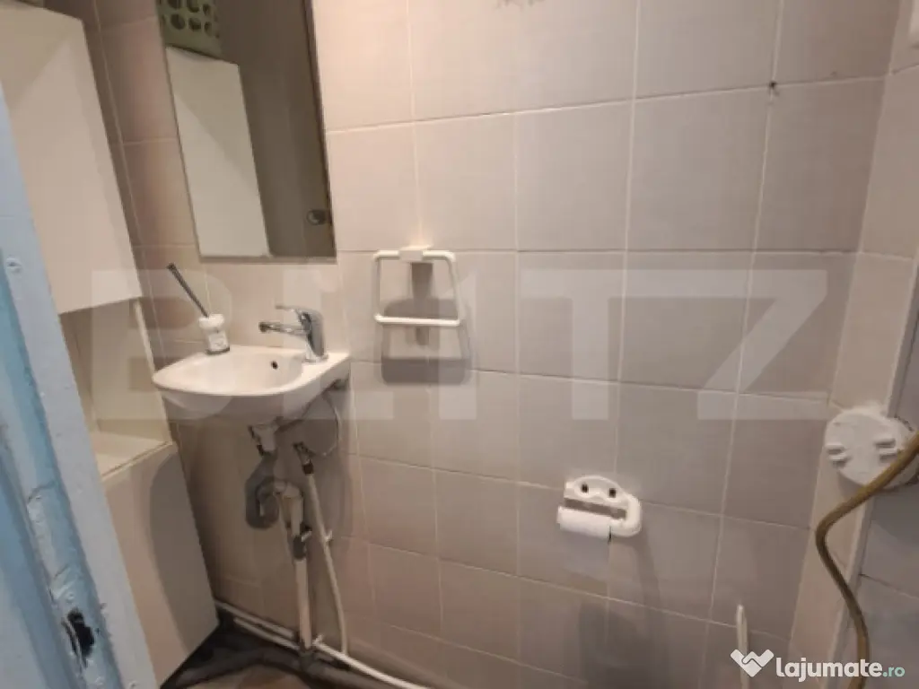 Garsonieră de vanzare, complet mobilată și utilata, 28 mp