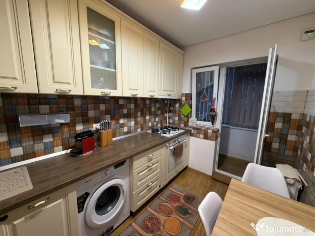 Drumul Taberei, Sibiu, 4 camere, 110mp, bloc tip H, complet